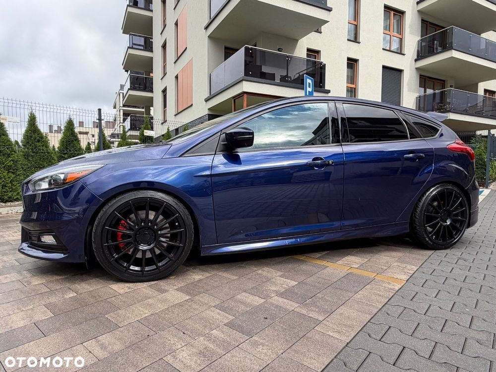 Ford Focus 2.0 EcoBoost ST mit Leder-Exclusiv-Paket - 6