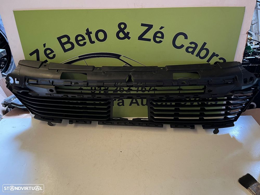 Peugeot 3008 5008 II - GRELHA PARA CHOQUES FRENTE - G165 - 1