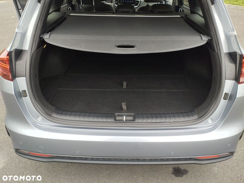 Kia Ceed 1.5 T-GDI Tribute - 17