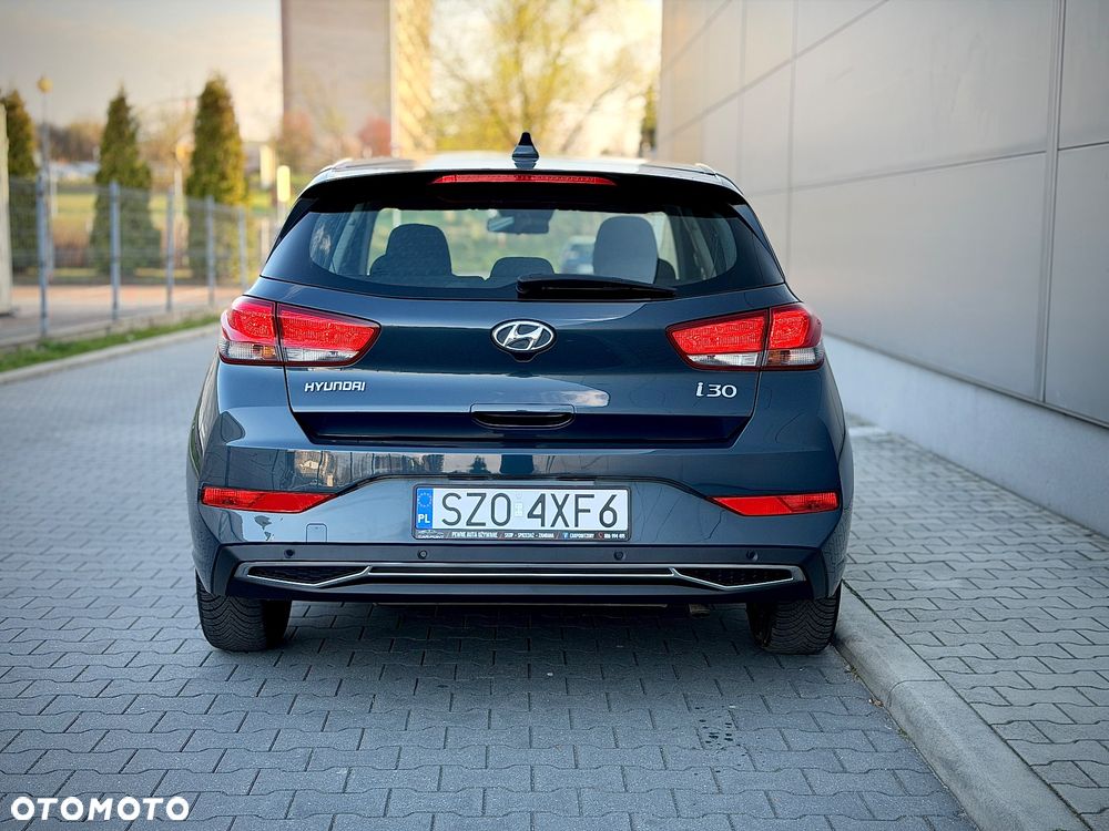 Hyundai i30 1.5 DPI Modern - 21