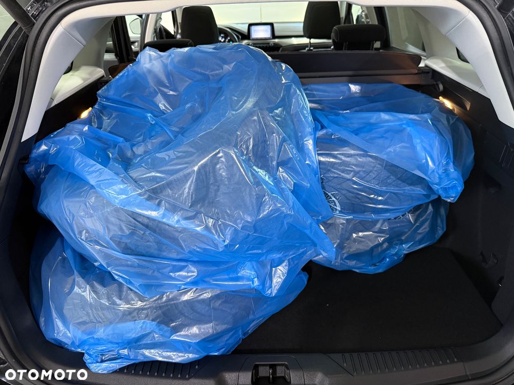 Ford Focus 2.0 EcoBlue STart-Stopp-System TITANIUM - 15