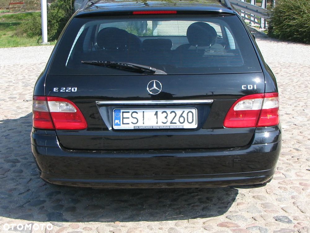 Mercedes-Benz Klasa E - 6