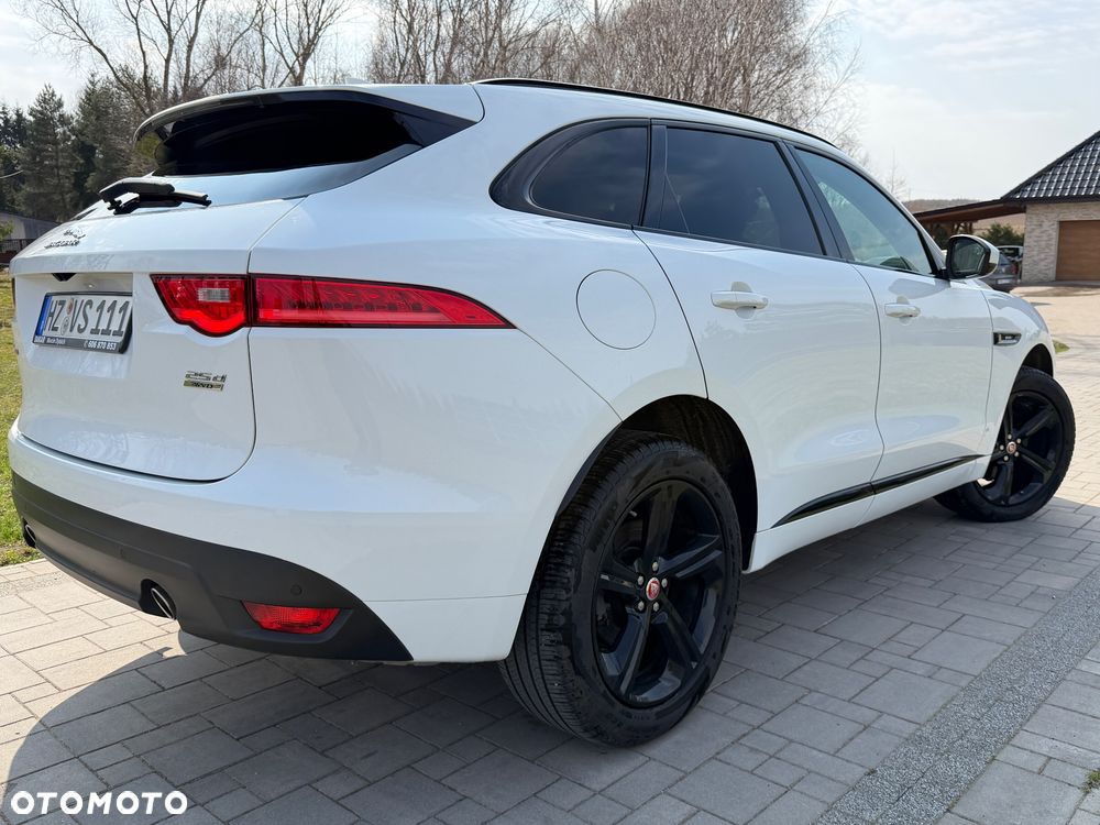 Jaguar F-Pace 2.0 i4D AWD R-Sport - 2