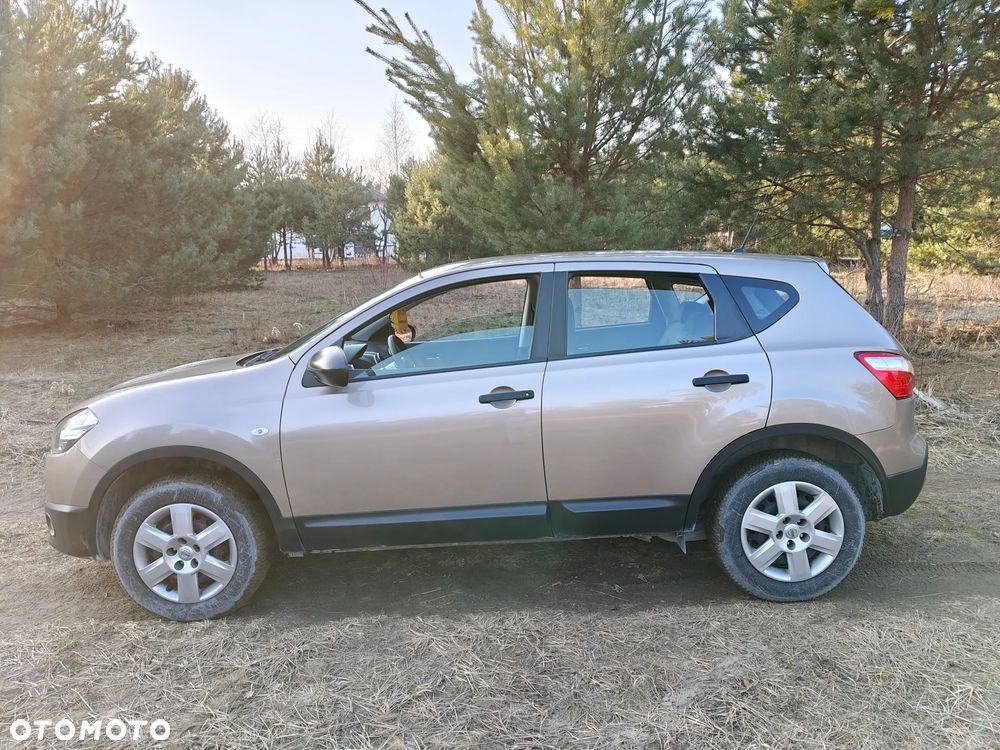 Nissan Qashqai 1.6 Visia - 2