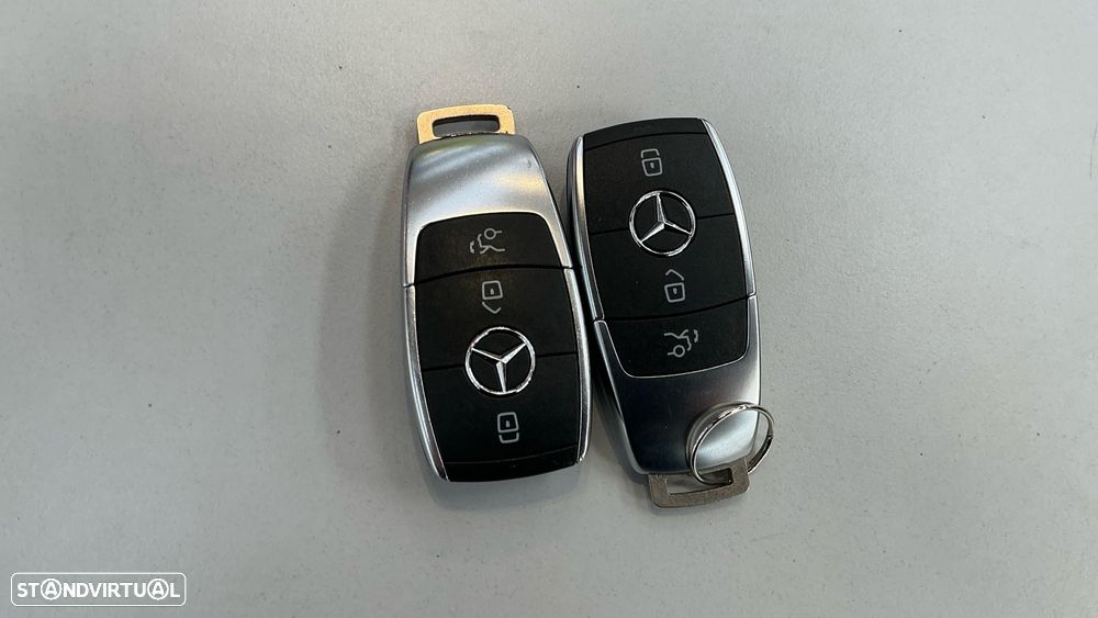 Mercedes-Benz EQB 300 4Matic Progressive - 15