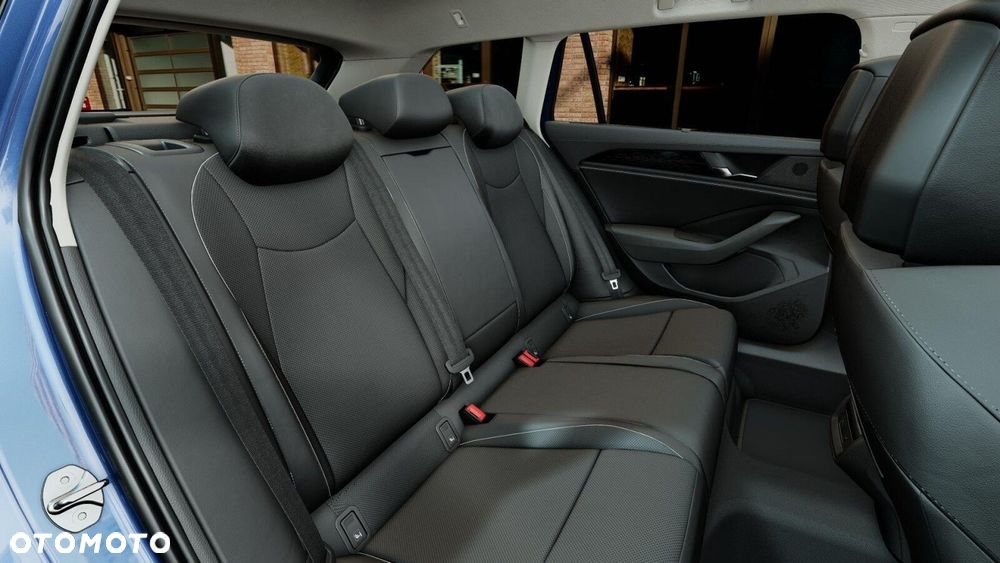 Volkswagen Passat - 12