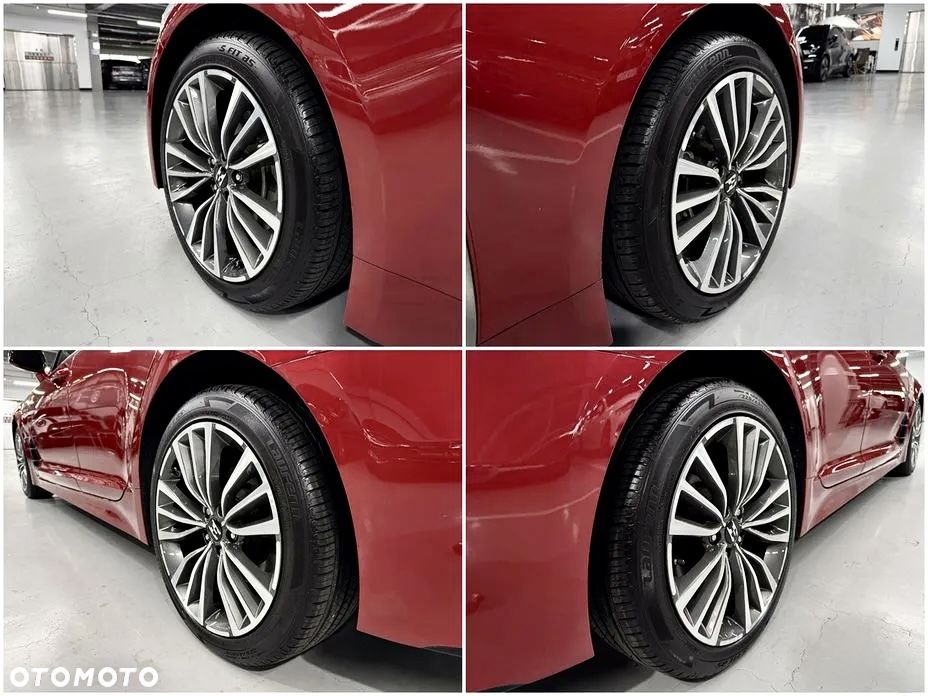 Kia Stinger - 12