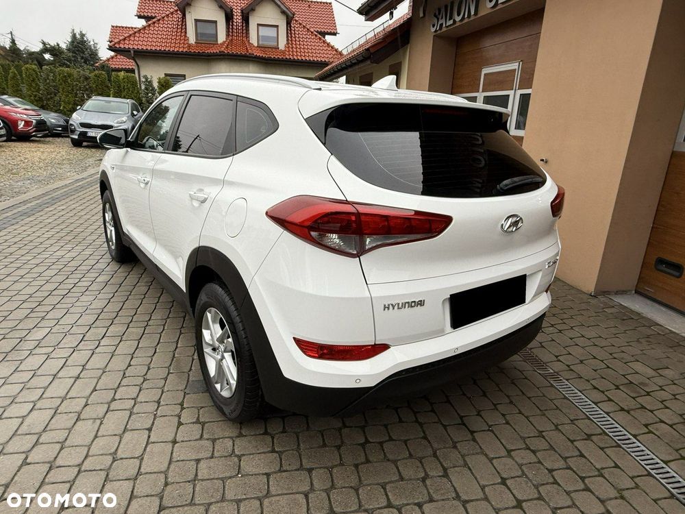Hyundai Tucson 1.6 GDI BlueDrive Style 2WD - 9