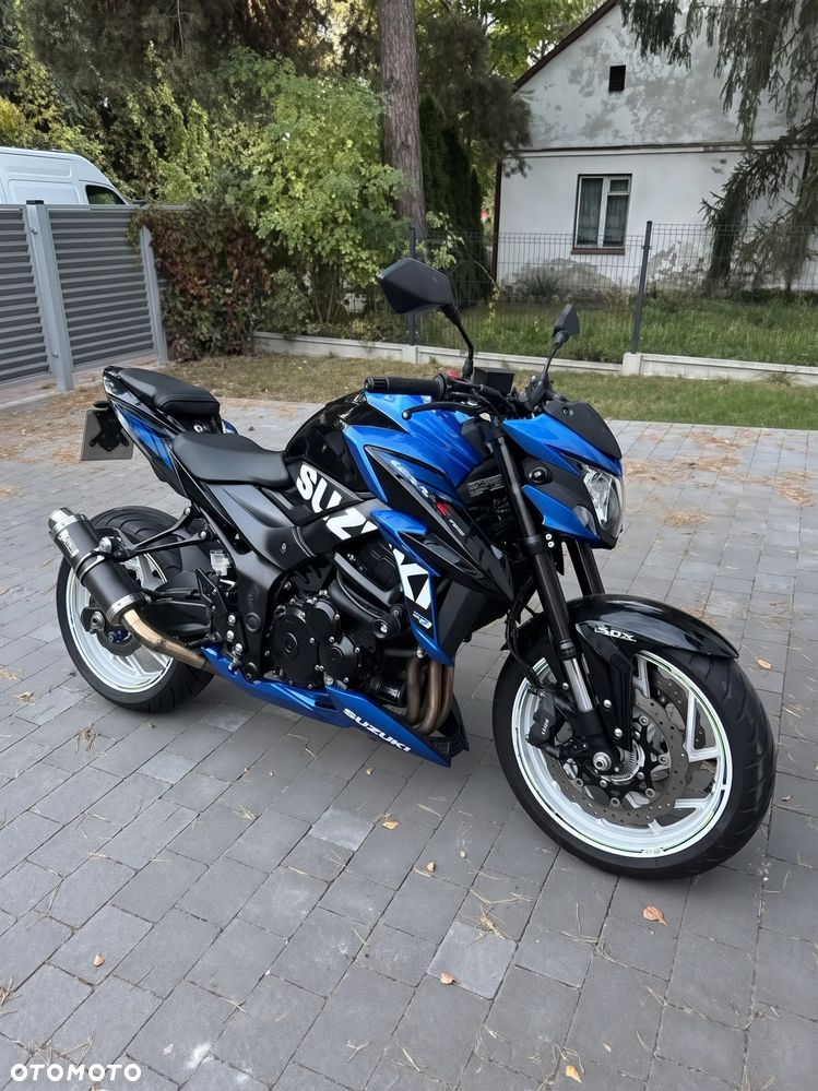 Suzuki GSX
