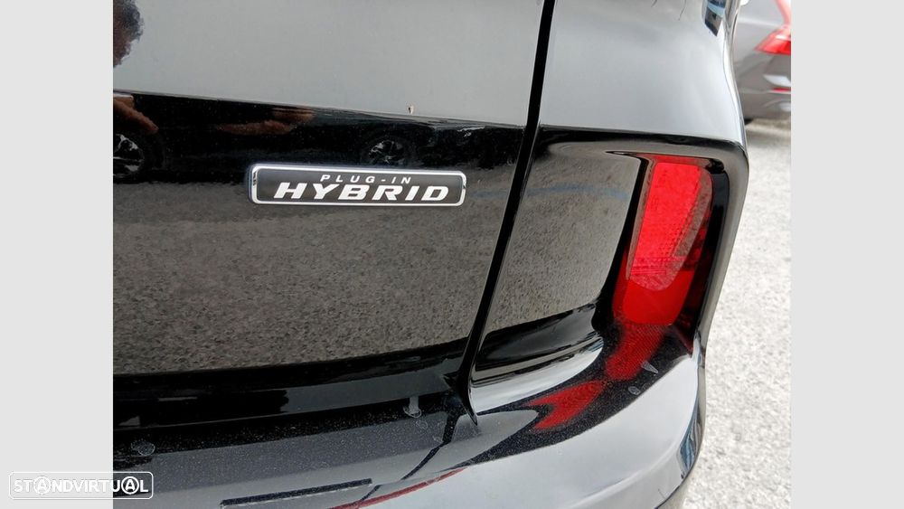 Ford Kuga 2.5 PHEV ST-Line — fotografia 20