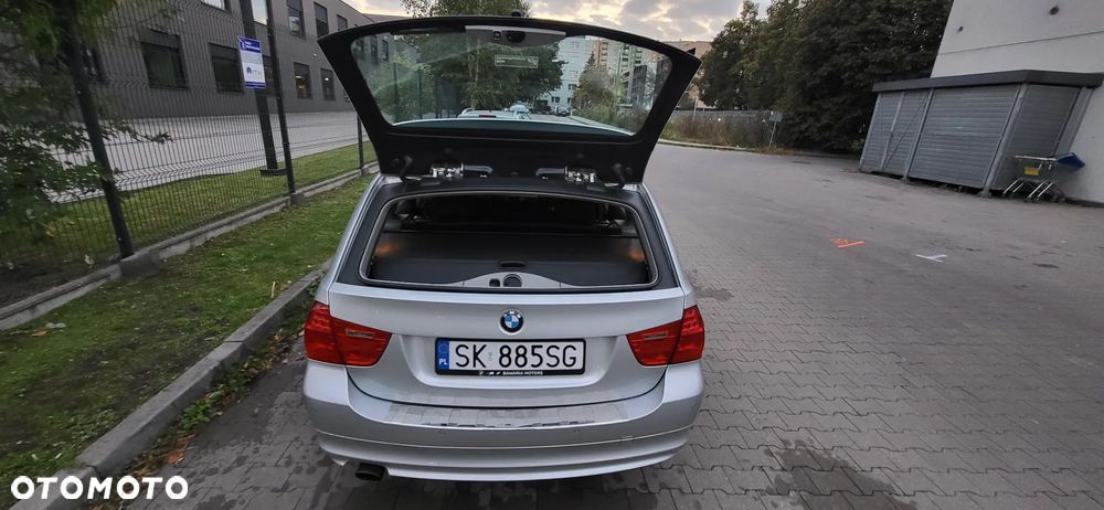 BMW Seria 3 318i - 7