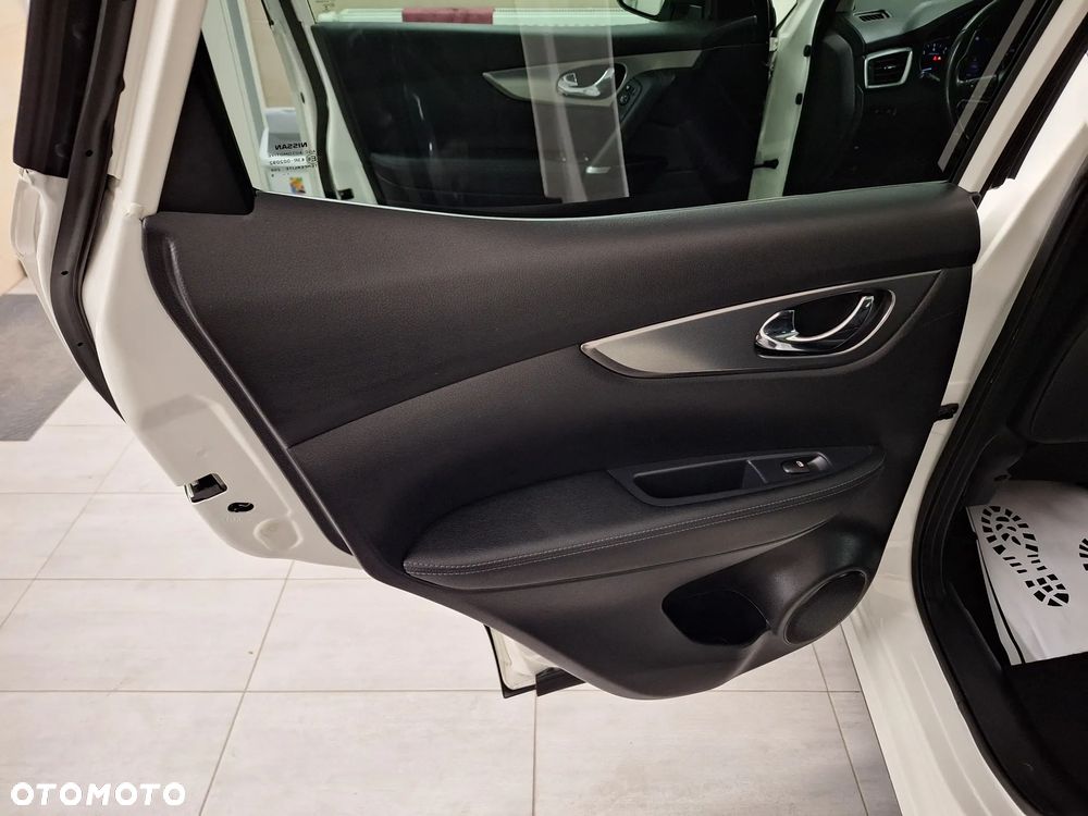 Nissan Qashqai 1.3 DIG-T Tekna EU6d - 22