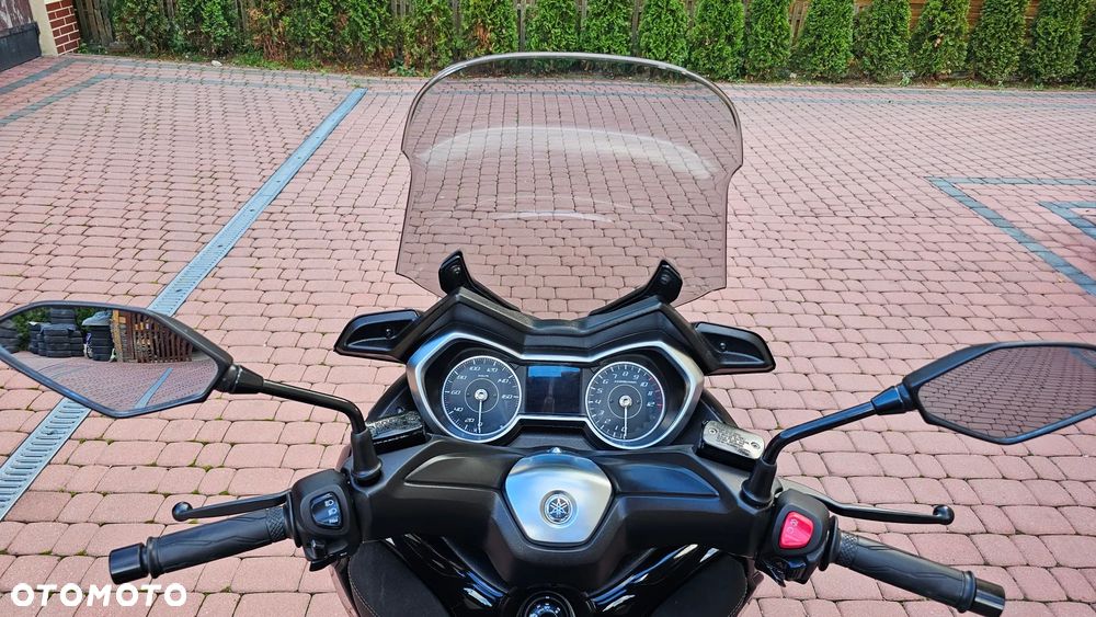 Yamaha X-max - 32