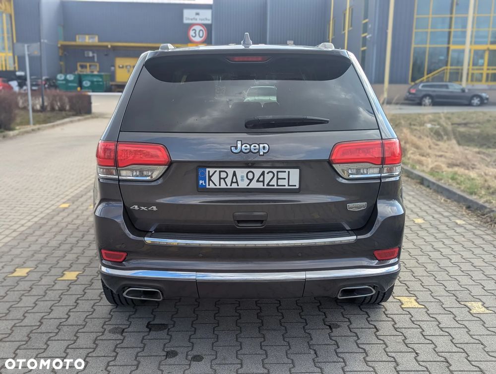 Jeep Grand Cherokee 5.7 V8 Overland Summit EU6 - 31