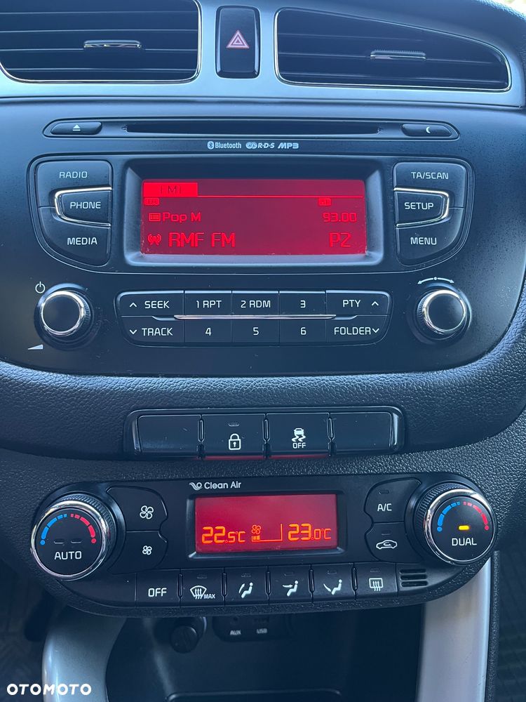 Kia Ceed - 23