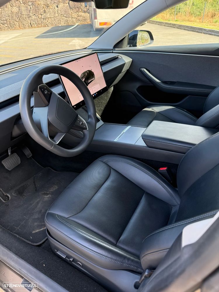 Tesla Model 3 RWD RWD - 4