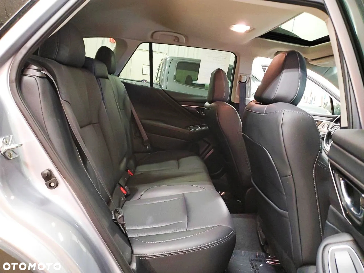 Subaru Outback - 10