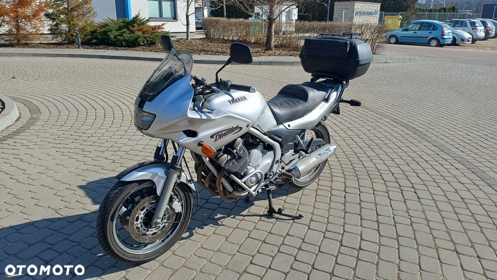 Yamaha XJ - 9