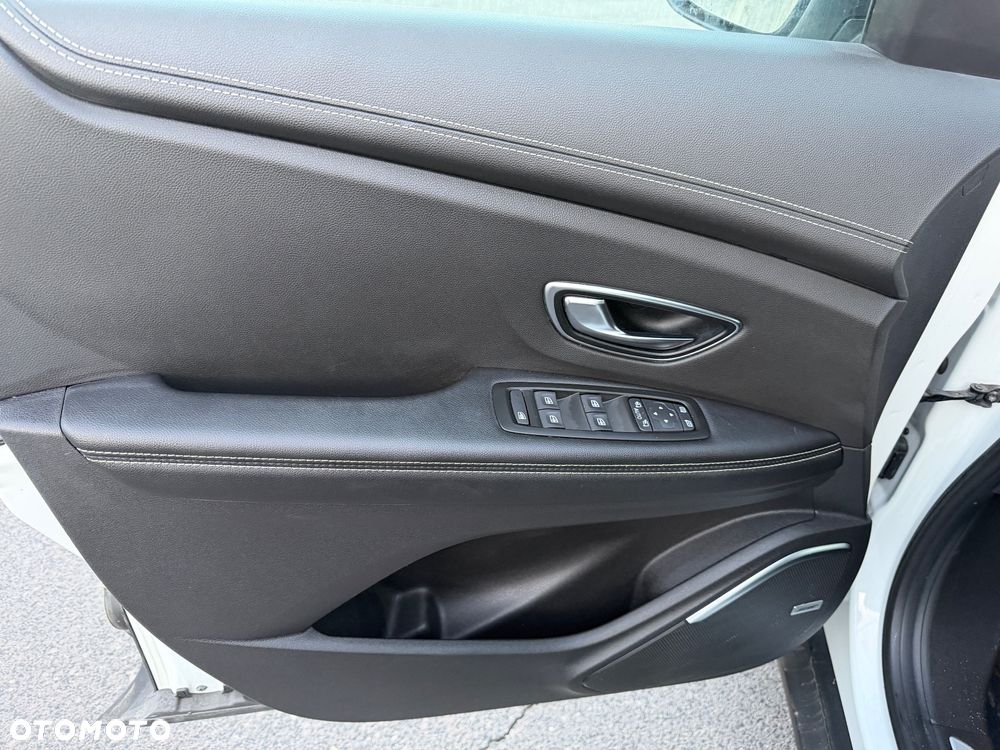 Renault Scenic 1.3 TCe FAP Intens EDC - 18