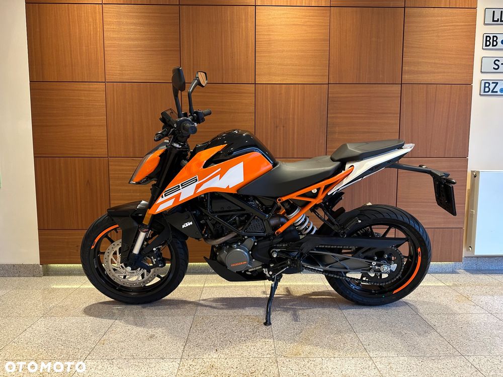KTM Duke 125 - 1
