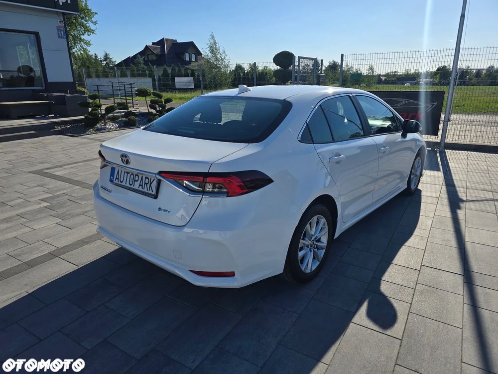 Toyota Corolla 1.8 Hybrid Comfort - 16