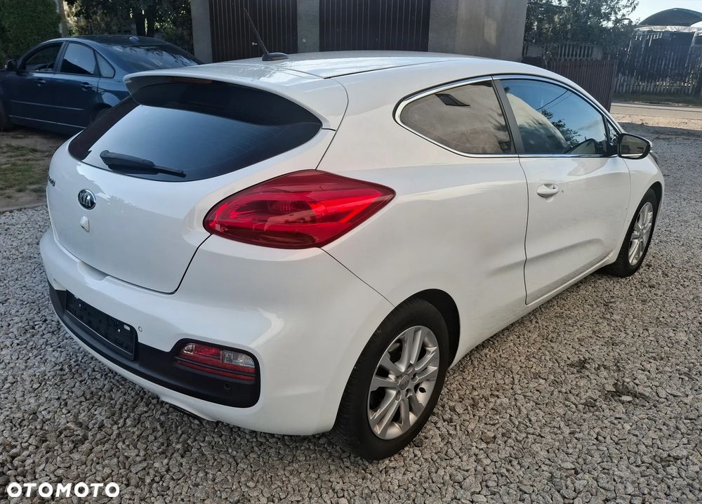 Kia ProCeed - 5
