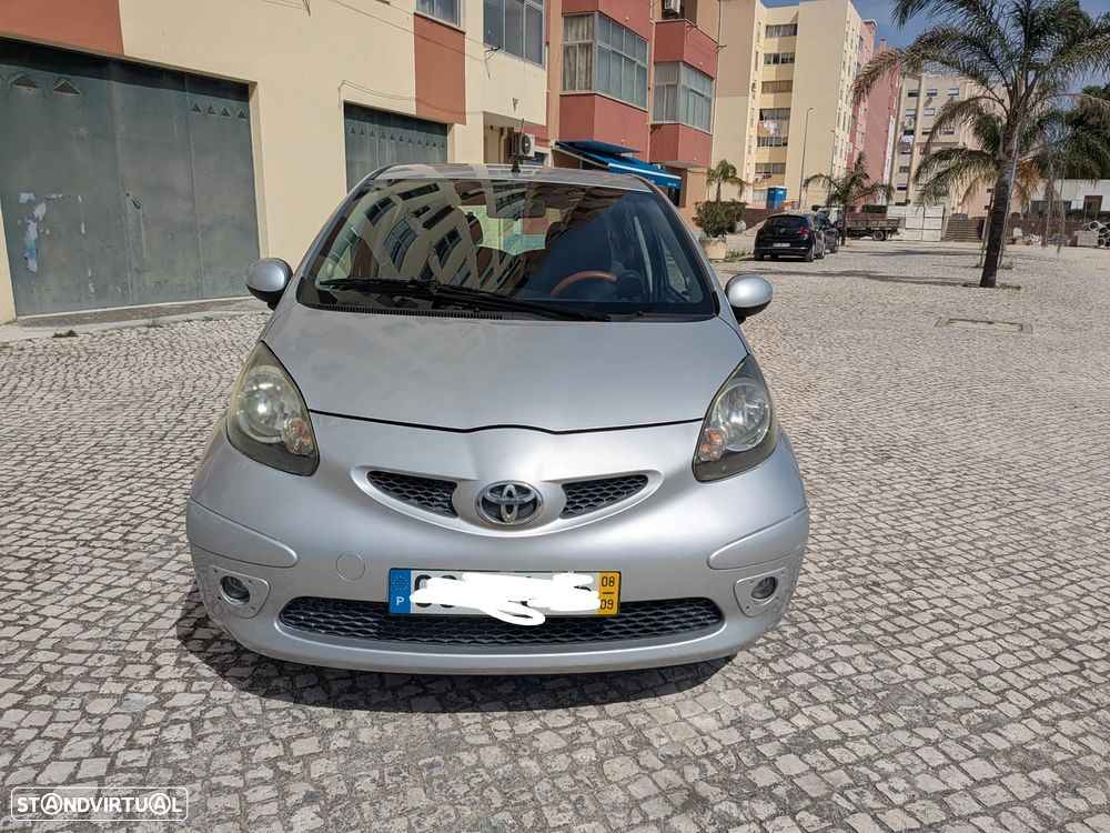 Toyota Aygo 1.0 + AC - 2