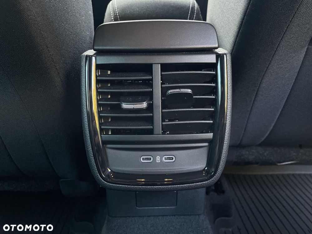 Skoda Scala 1.0 TSI Selection DSG - 25