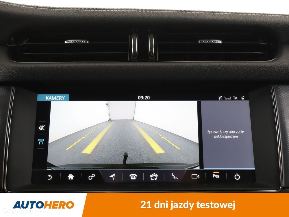 Jaguar XF 2.0 i4D R-Sport - 21