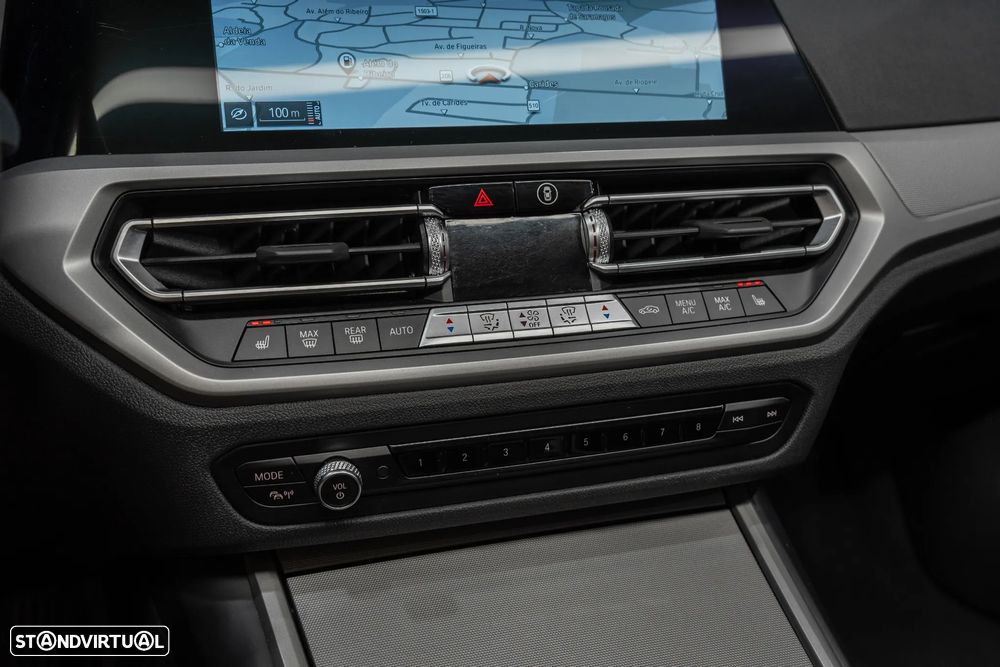 BMW 318 d Aut. Sport Line - 17