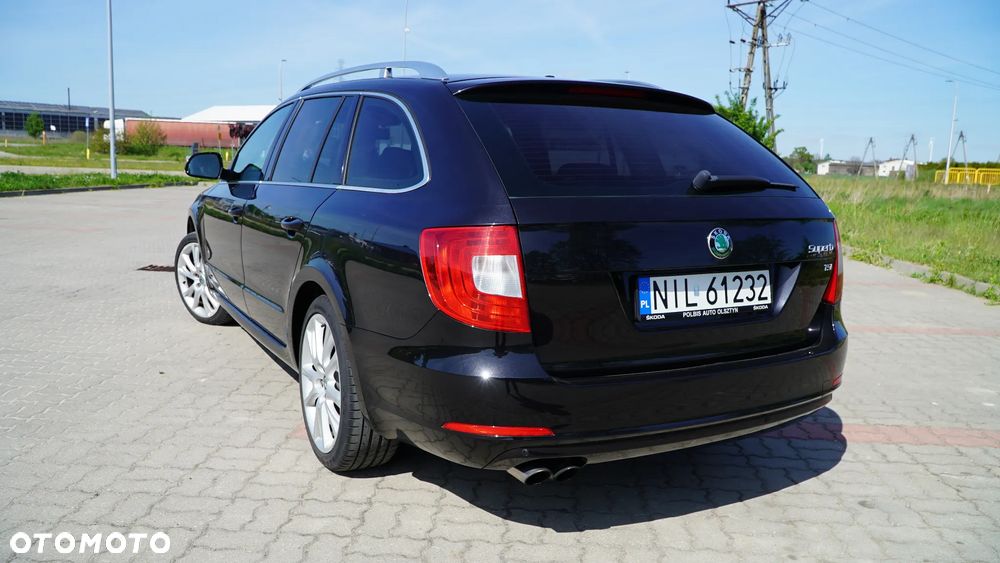Skoda Superb 1.8 TSI Ambition DSG - 7