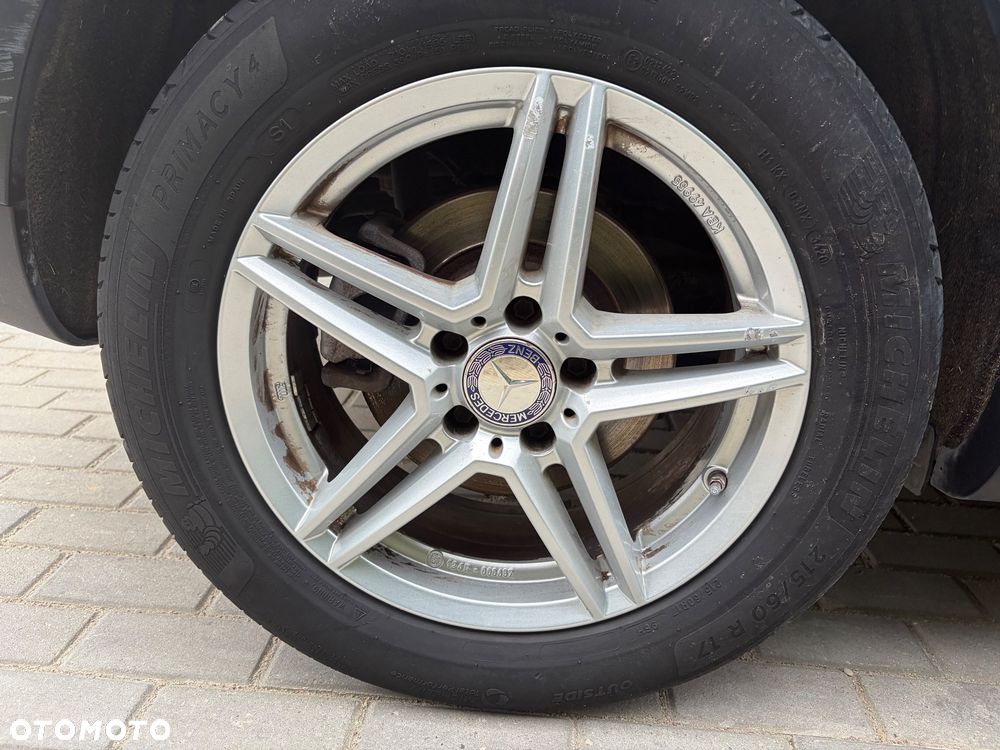 Mercedes-Benz GLA 220 d 4Matic 7G-DCT Style - 14