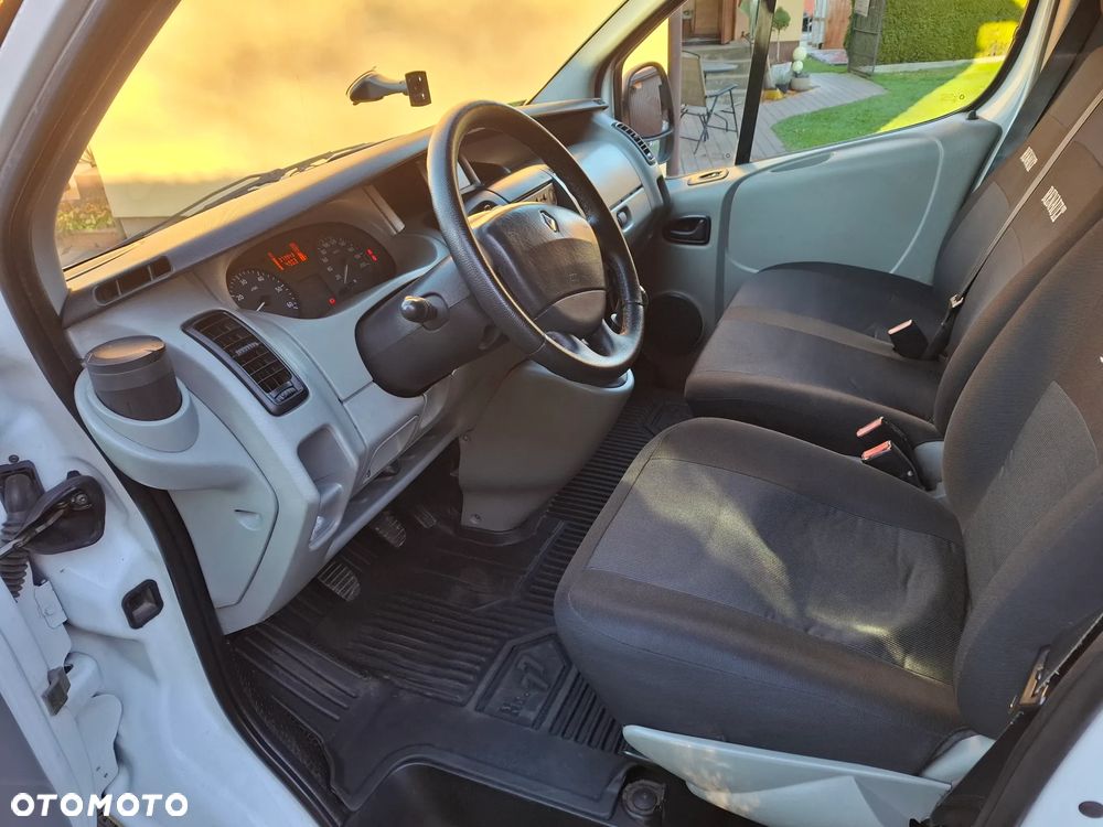 Renault TRAFIC - 7