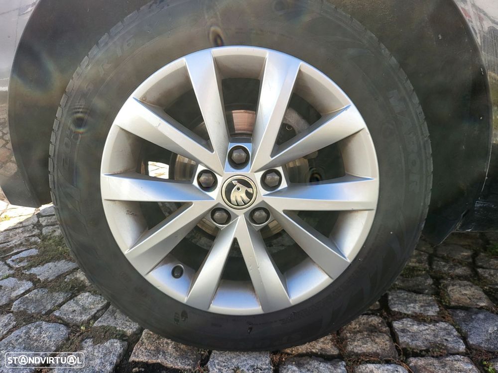 Skoda Octavia 2.0 TDI Style - 8