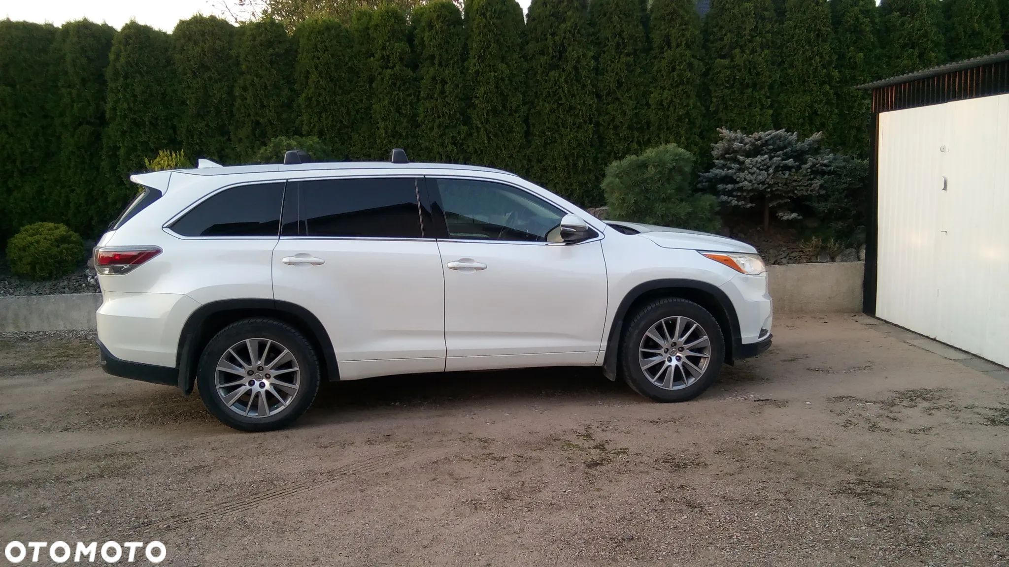 Toyota Highlander - 1