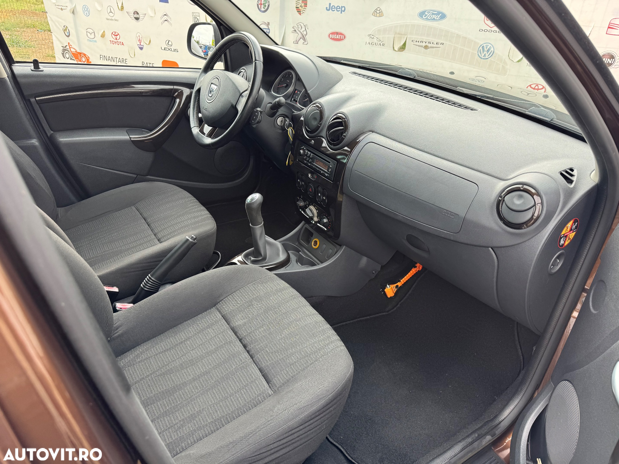 Dacia Duster 1.6 4x2 - 9