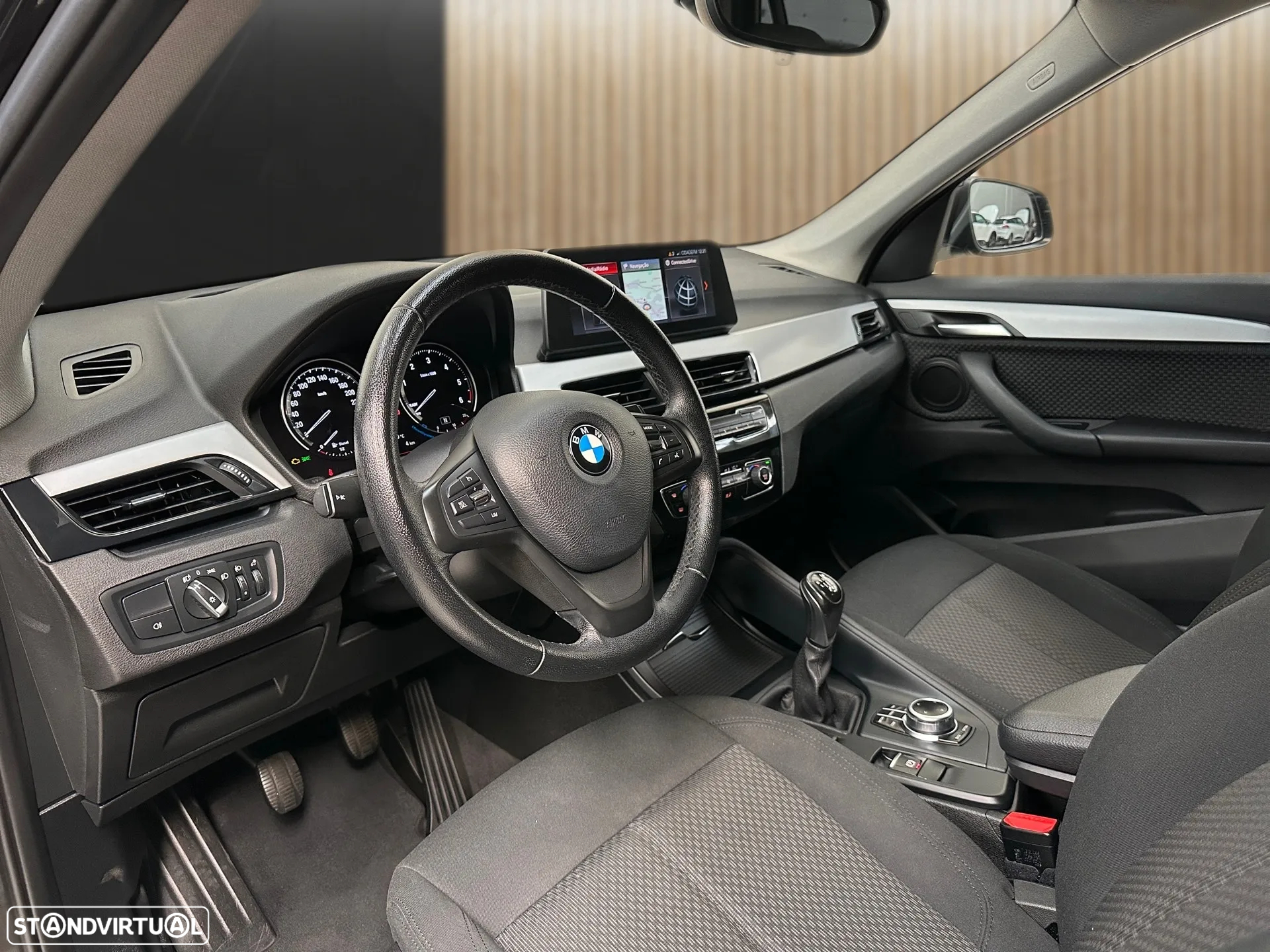 BMW X1 16 d sDrive Advantage - 8