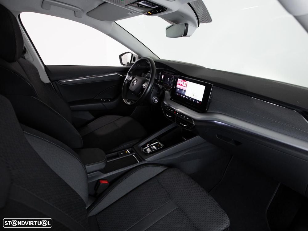 Skoda Octavia Break 2.0 TDI DSG First Edition - 10