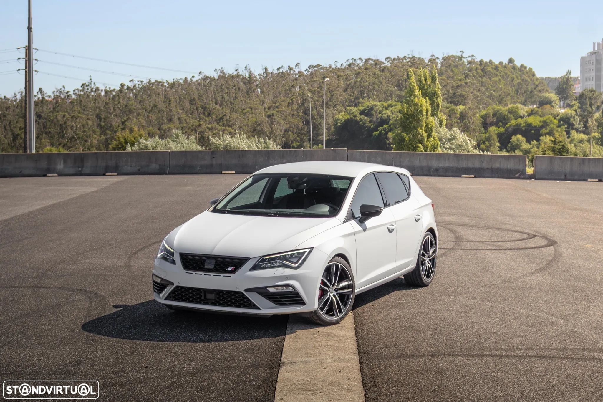 SEAT Leon 2.0 TSI S&S DSG Cupra 300 - 1