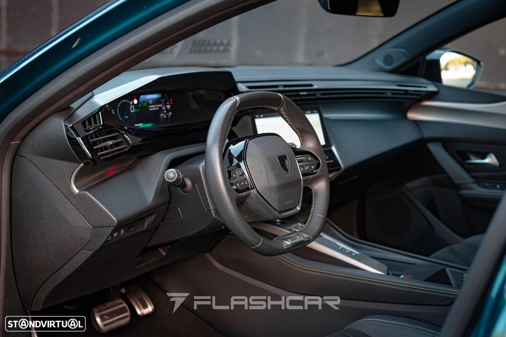 Peugeot 408 225 e-EAT8 GT - 27