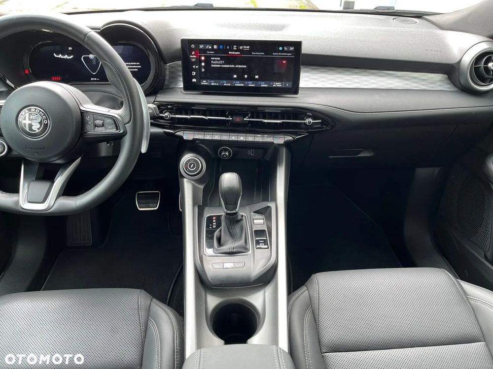 Alfa Romeo Tonale 1.3 PHEV Q4 Veloce - 23