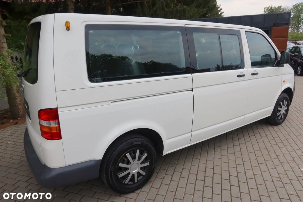 Volkswagen Transporter - 25
