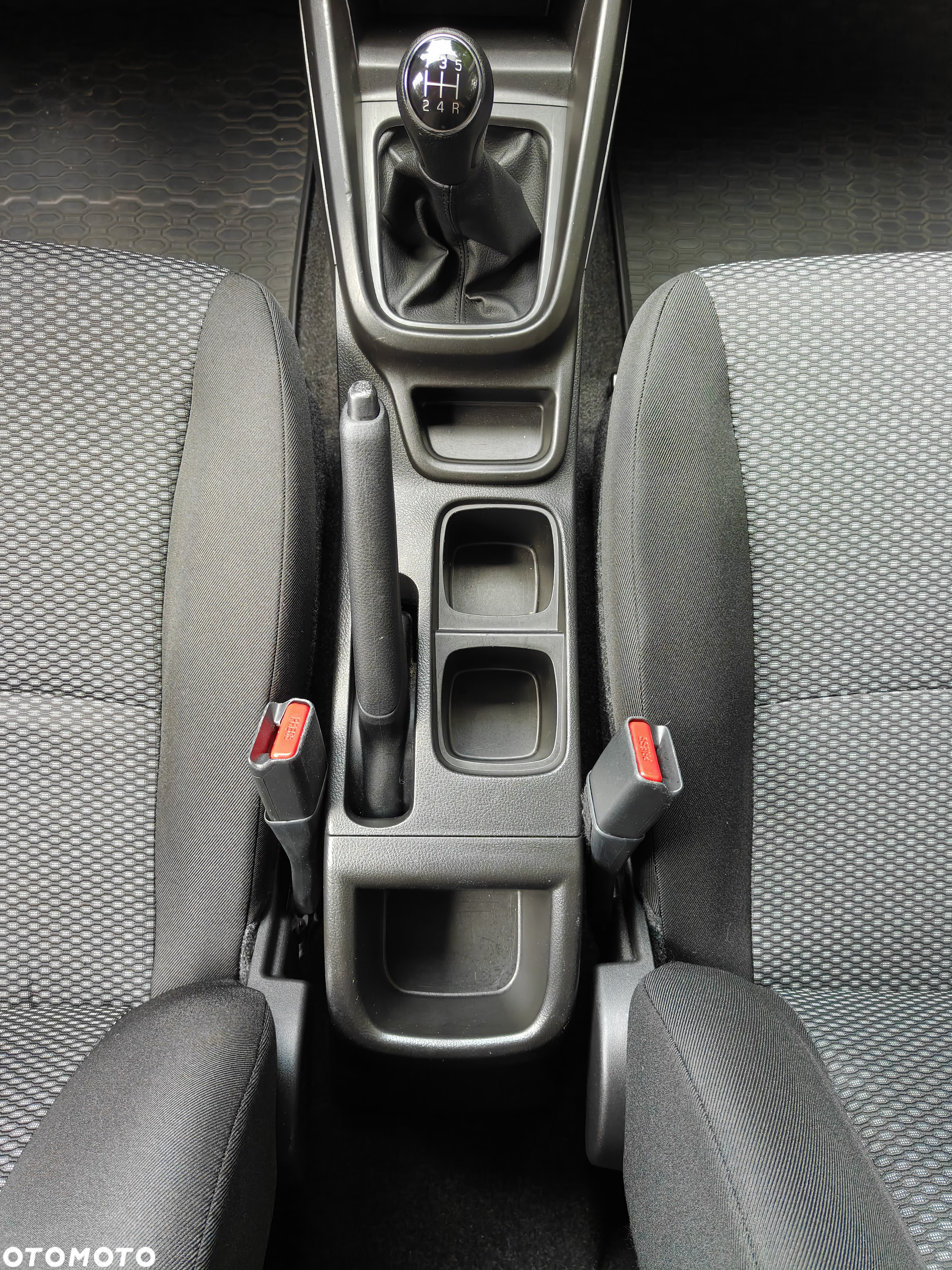 Suzuki Vitara - 33