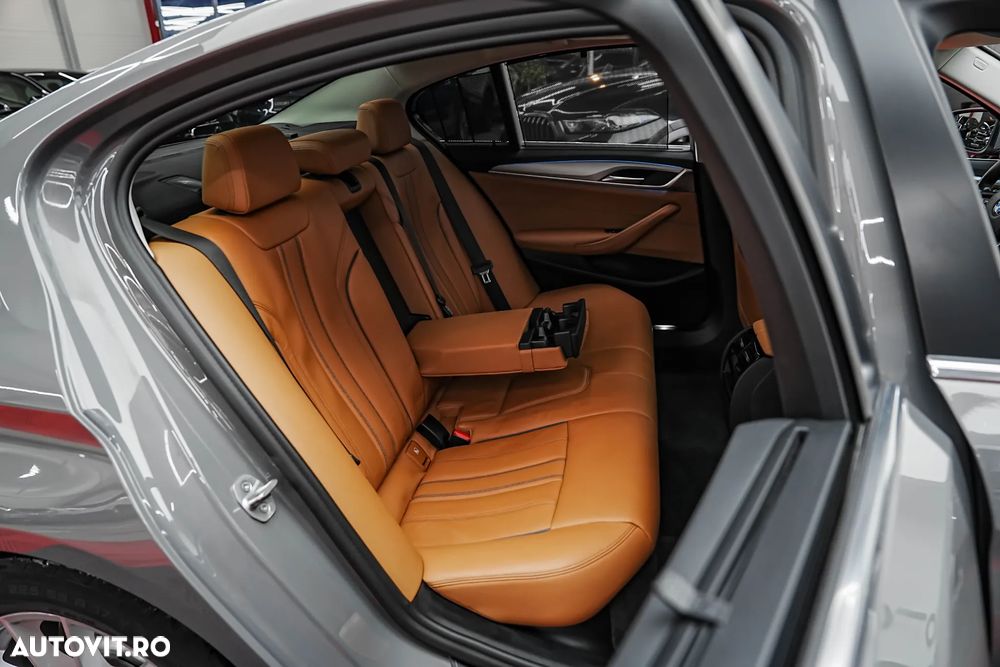BMW Seria 5 520e Aut. - 12
