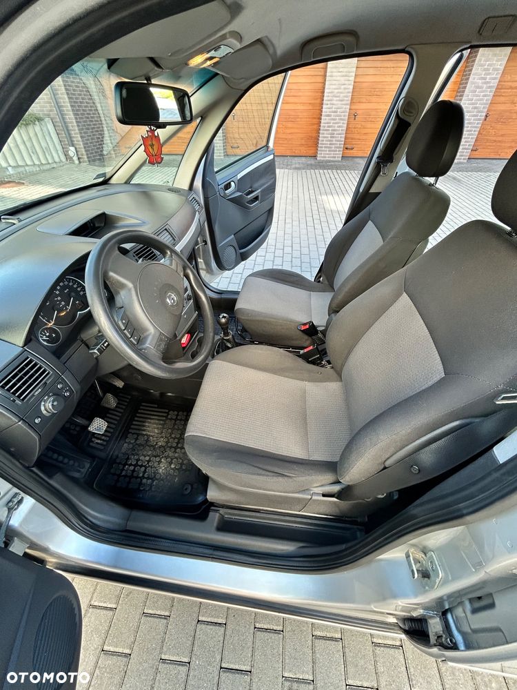 Opel Meriva - 13