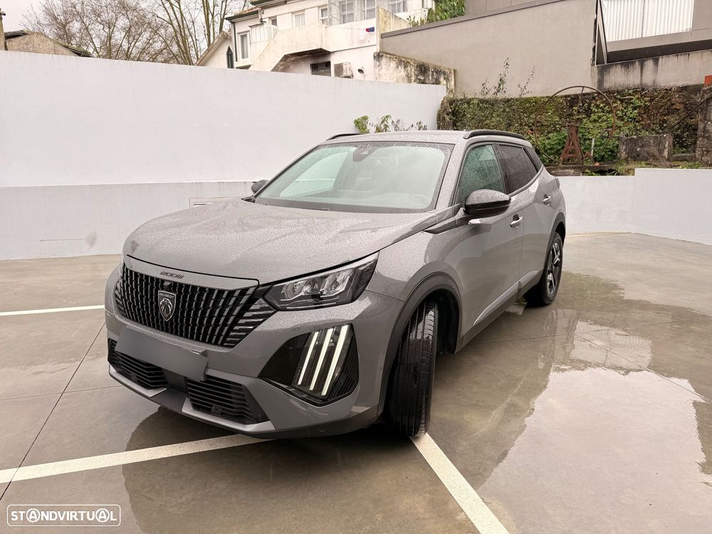 Peugeot 2008 1.2 PureTech Allure - 3