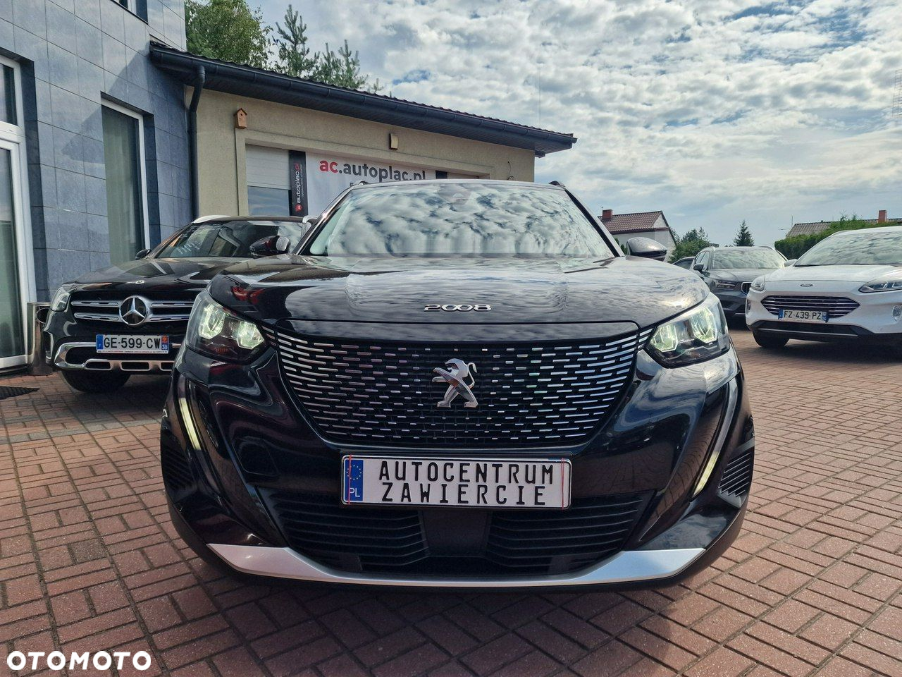 Peugeot 2008 1.5 BlueHDi Allure S&S - 6