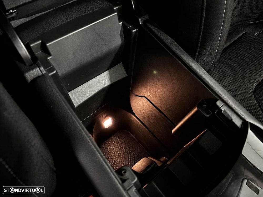 Ford S-Max 2.0 TDCi Titanium - 15