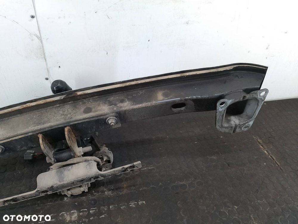 HAK HOLOWNICZY VOLVO V50 31265541 KOMBI - 2