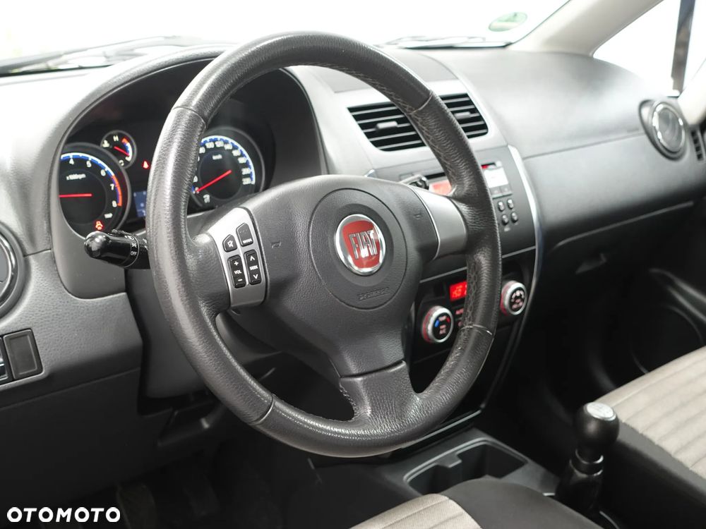 Fiat Sedici 1.6 16V 4x2 Emotion - 23